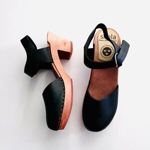 Skola Black Clogs Size 42 Euro or 11 US Women's